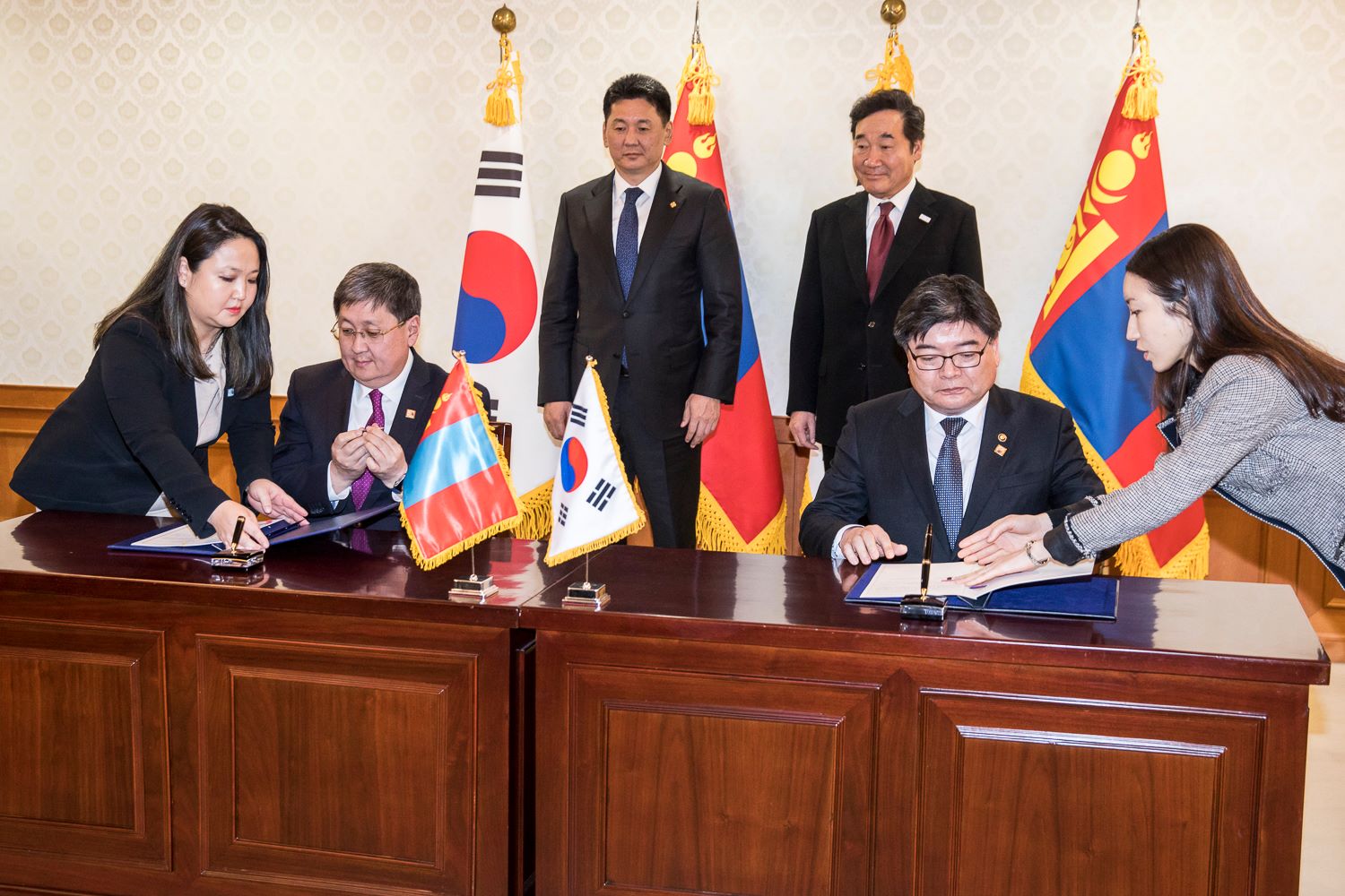 Ерөнхий сайдын БНСУ-д хийсэн айлчлалын үеэр шийдвэрлэгдсэн 16 асуудал