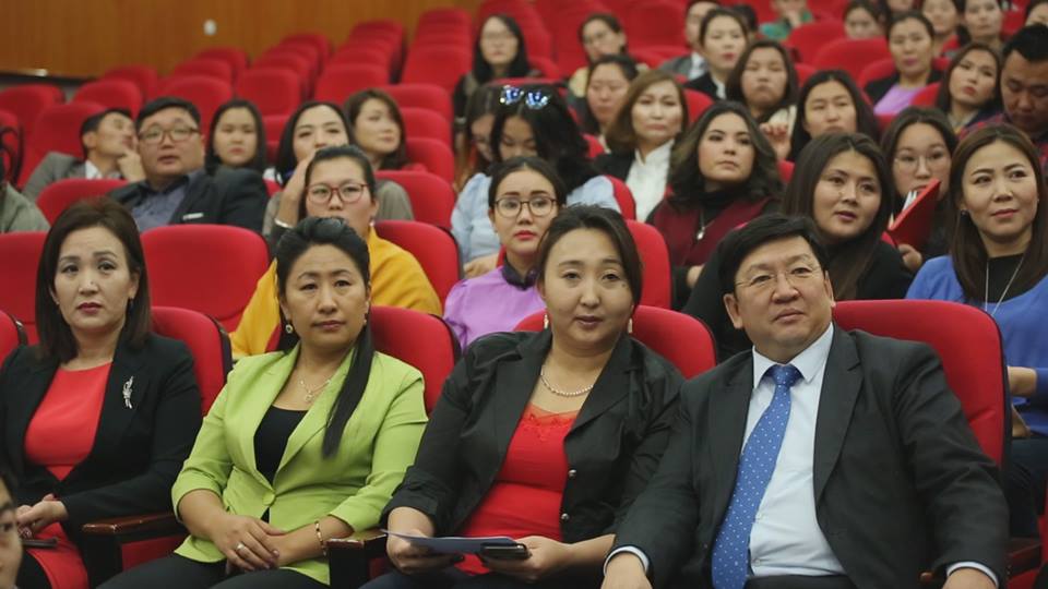 “Хүүхдийн эрх, хамгаалал-төр, хуулийн этгээдийн үүрэг оролцоо” сургалт зохион байгууллаа