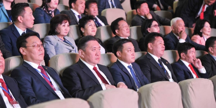 МАН-ын Удирдах зөвлөлд хэн хэн багтав