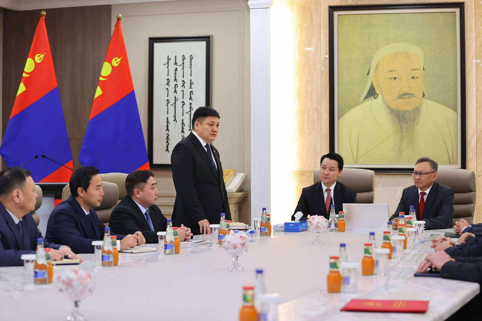 М.Чинбатыг Улсын ерөнхий прокурорын орлогчоор улираан томиллоо