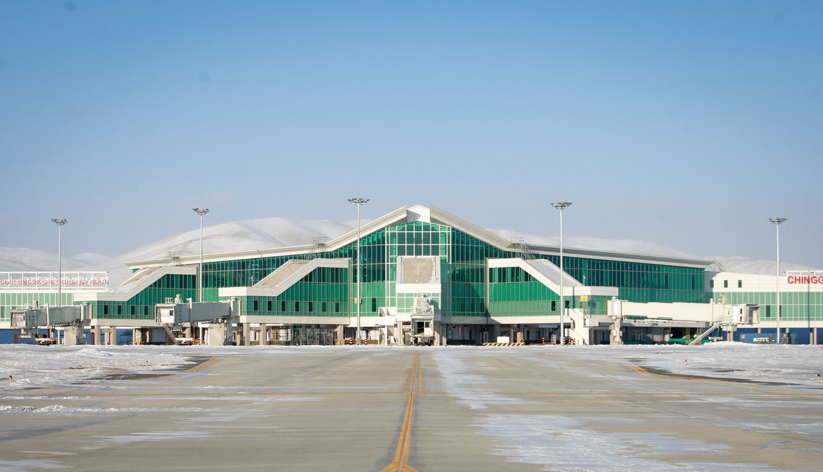 Хөшигийн хөндийн нисэх буудалд оффисын зориулалттай барилга барьж, зогсоолыг нь өргөтгөнө