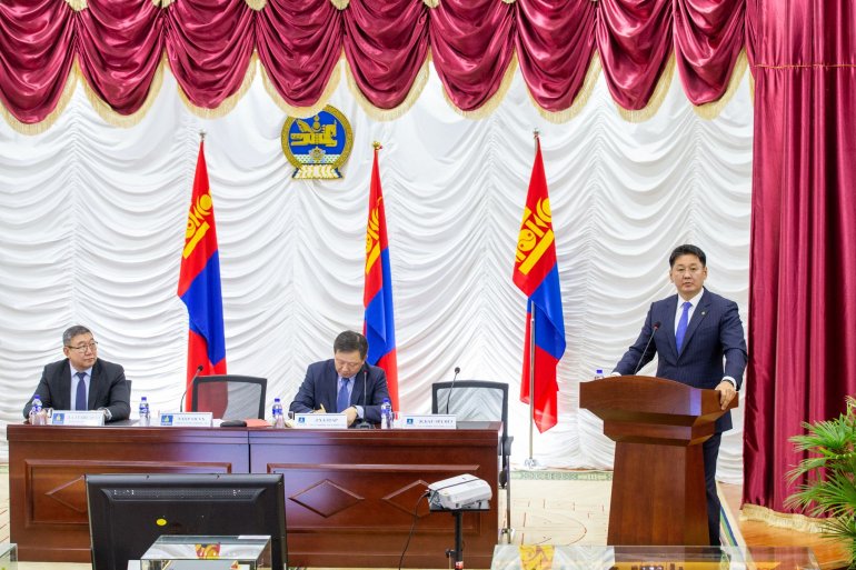 ИРЭХ ДӨРВӨН ЖИЛД 2022 КМ ХАТУУ ХУЧИЛТТАЙ ЗАМ ТАВИНА