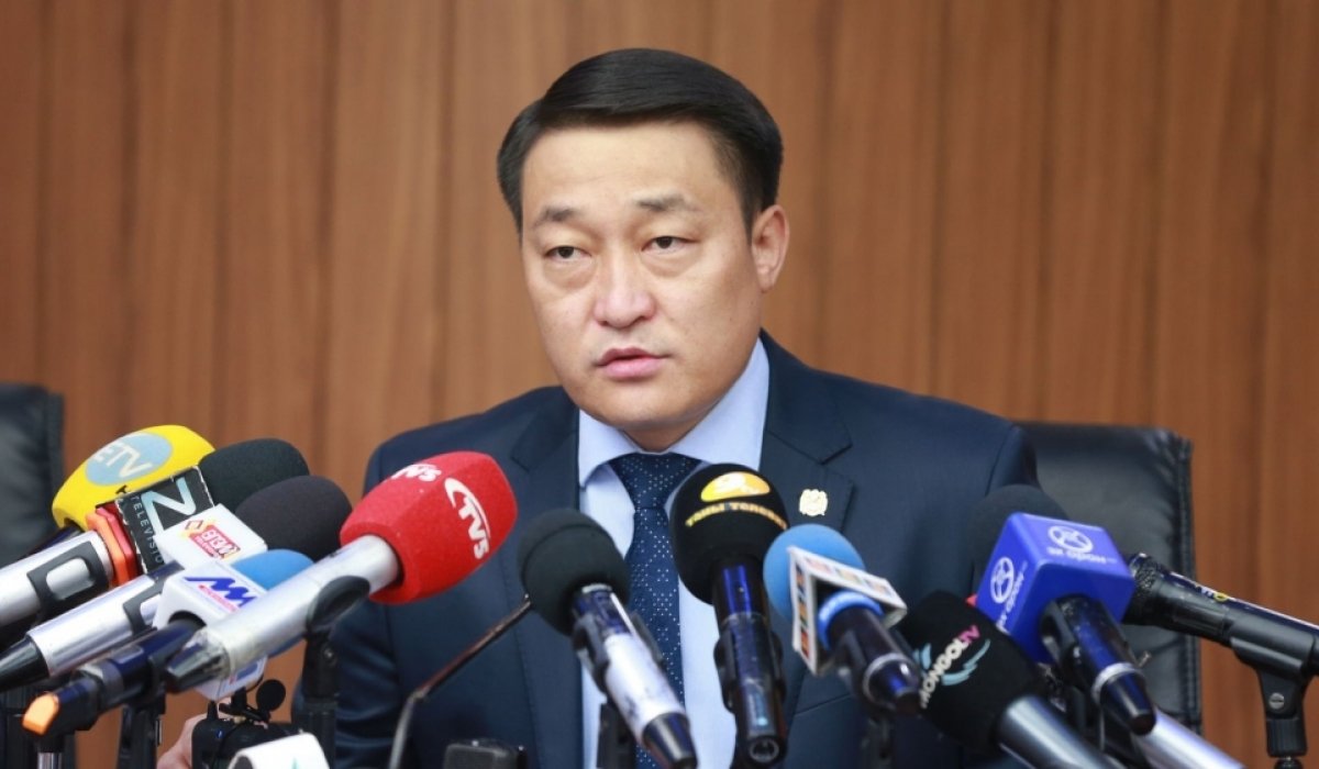 Д.Амарбаясгалан: 