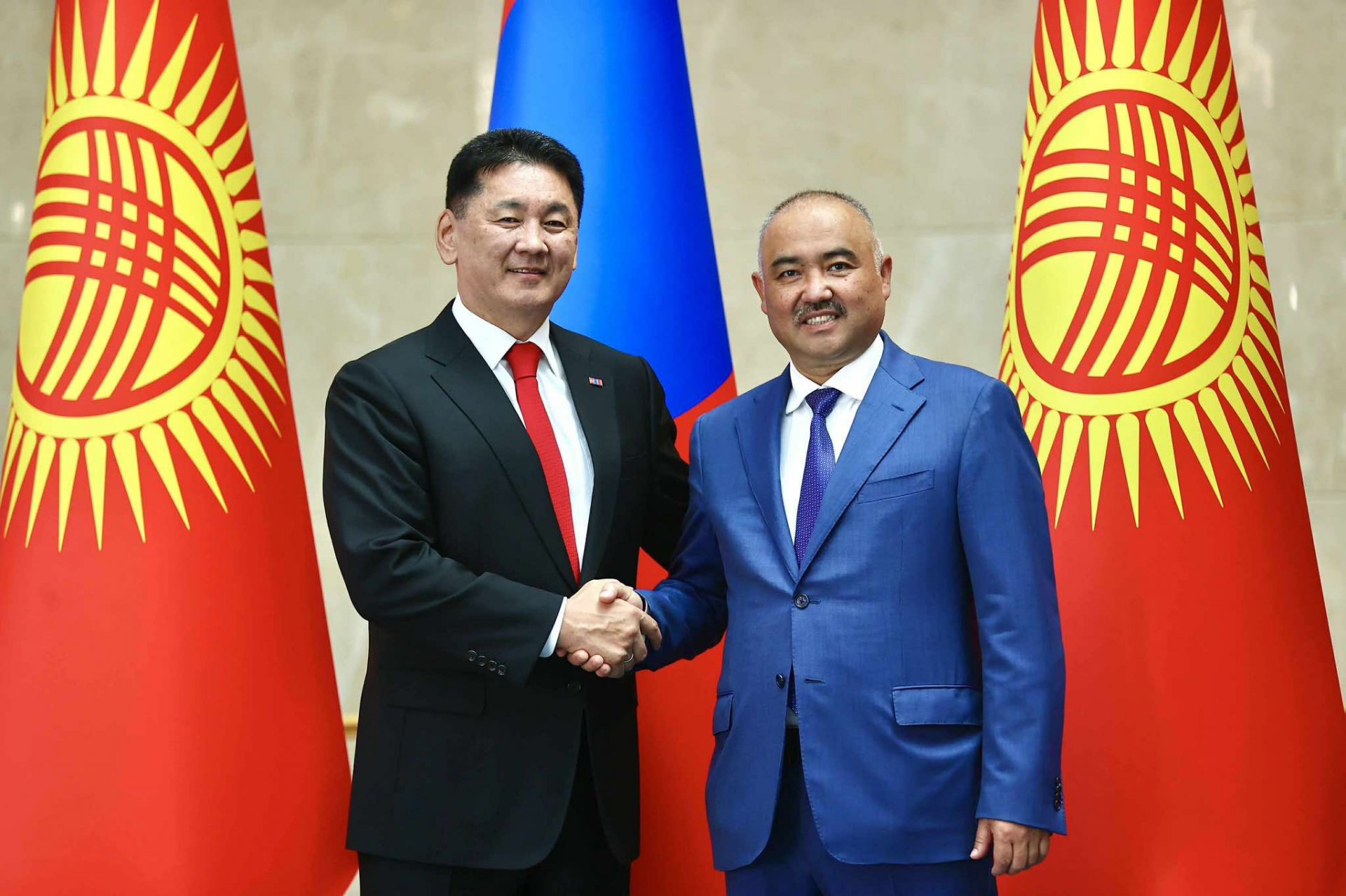 Ерөнхийлөгч У.Хүрэлсүх Киргизийн Парламентын даргыг хүлээн авч уулзлаа