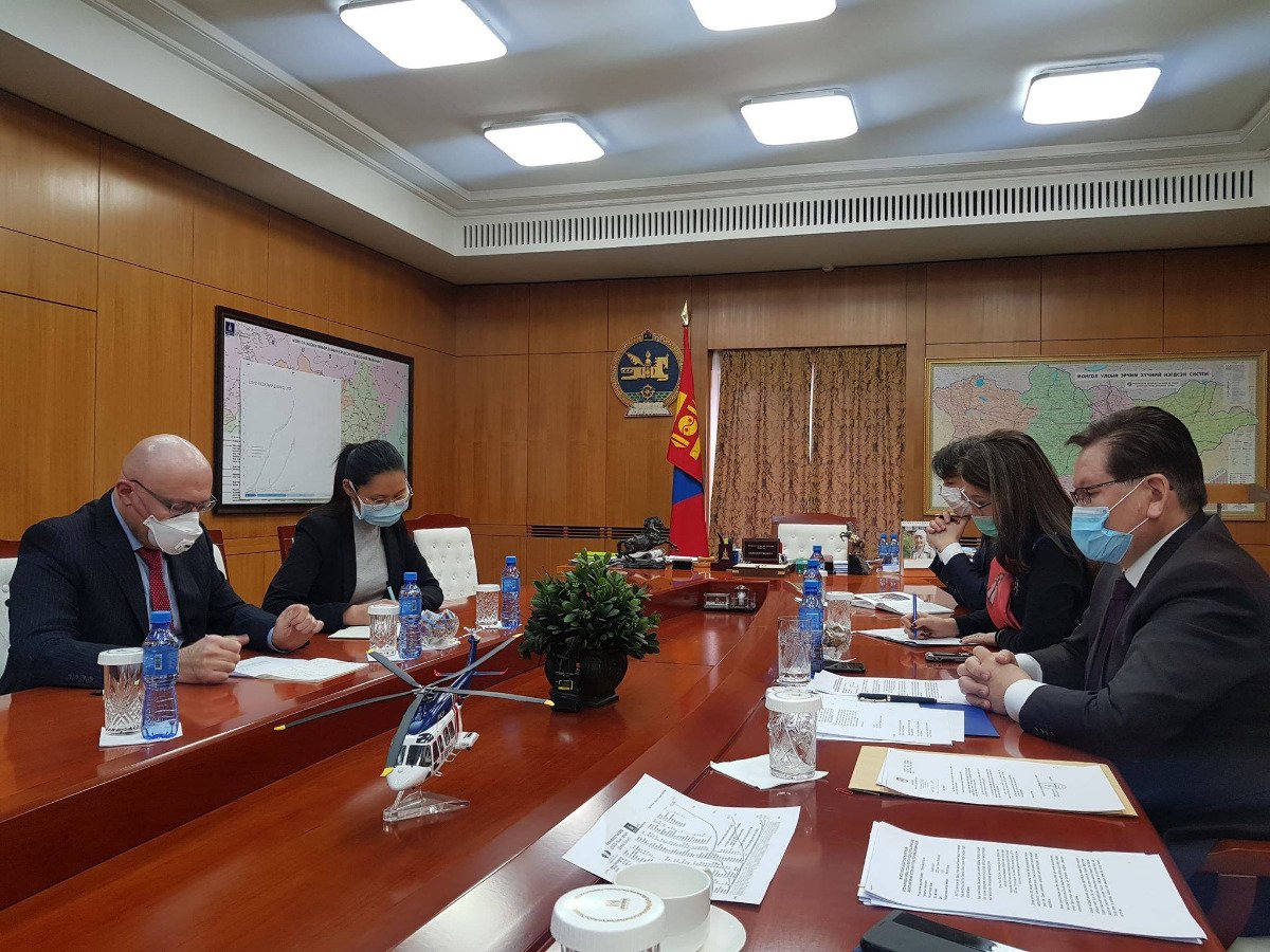 БНФУ-ын “Орано Майнинг” компани нэг тэрбум төгрөг хандивлалаа