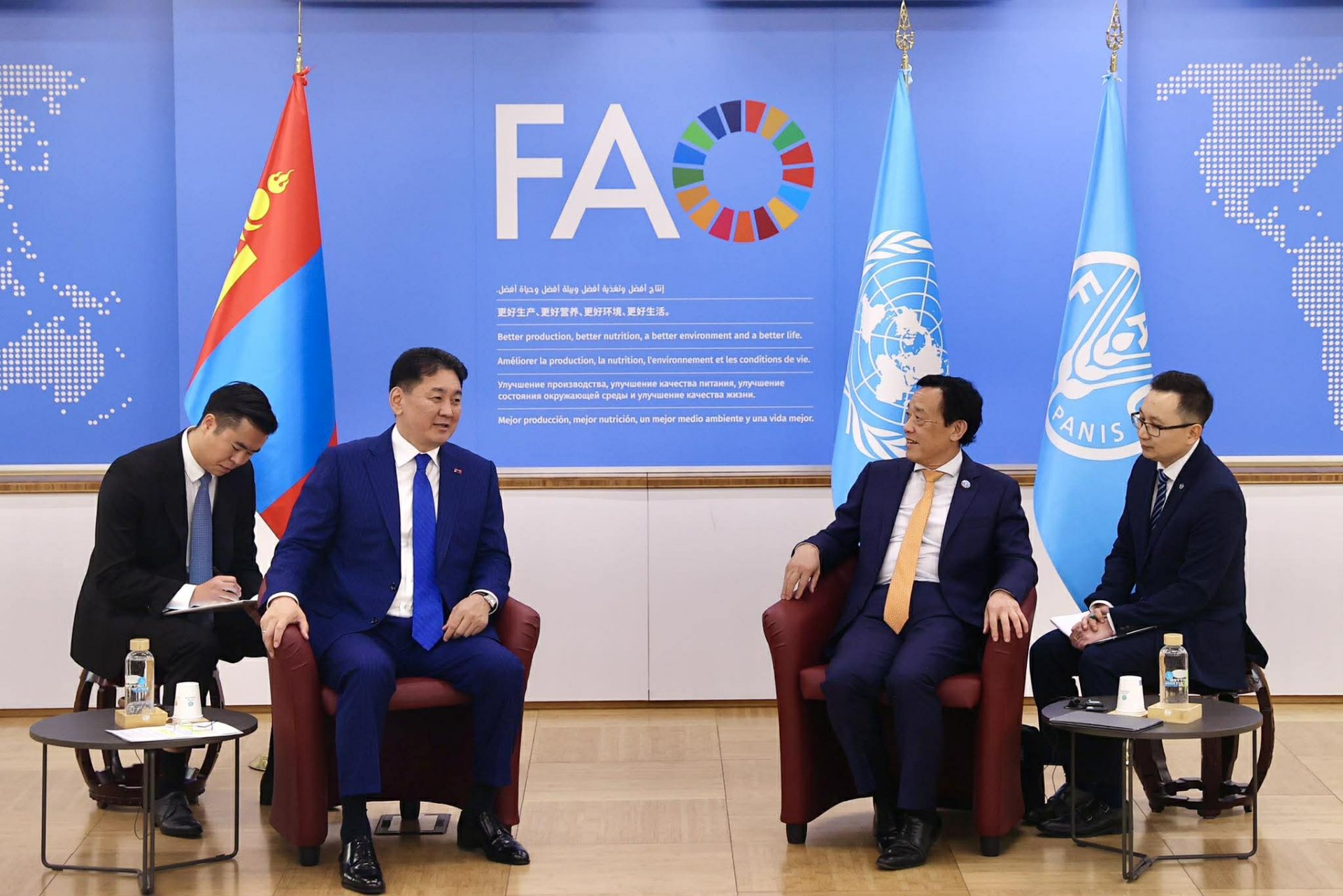 Ерөнхийлөгч У.Хүрэлсүхэд НҮБ-ын Хүнс, хөдөө аж ахуйн байгууллагын Ерөнхий захирал бараалхлаа