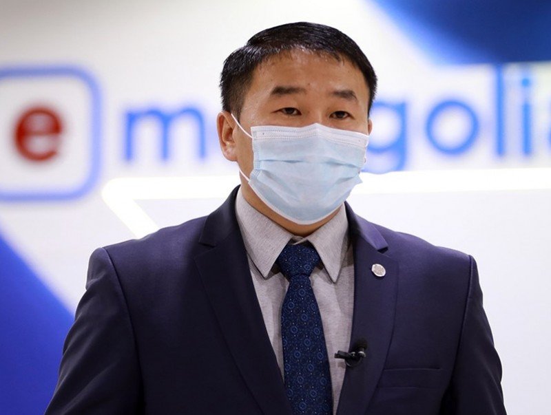 Б.Ууганбат: Харшил болон архаг суурь өвчтэй иргэдийг нарийн мэргэжлийн эмчийн хяналтад дархлаажуулна