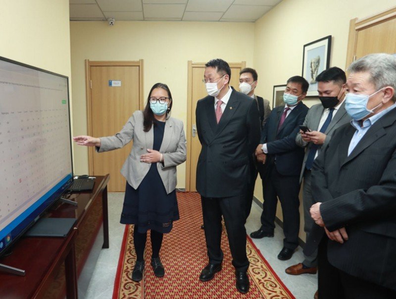 Боловсролын салбар төсвийн цахим шилжилт хийснээр нэг тэрбум төгрөг хэмнэж байна