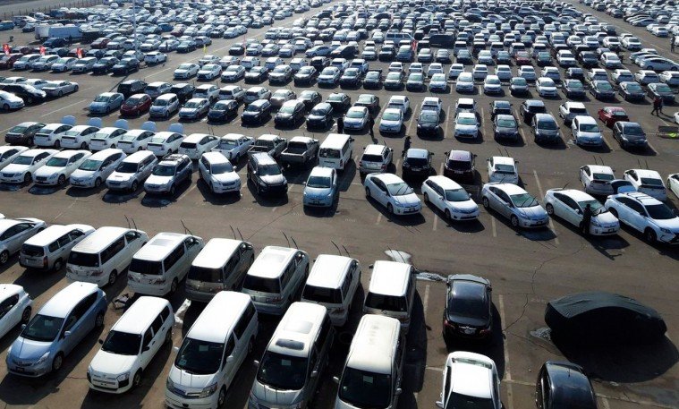 Эхний хагас жилийн байдлаар 61 мянган автомашин импортоор орж иржээ