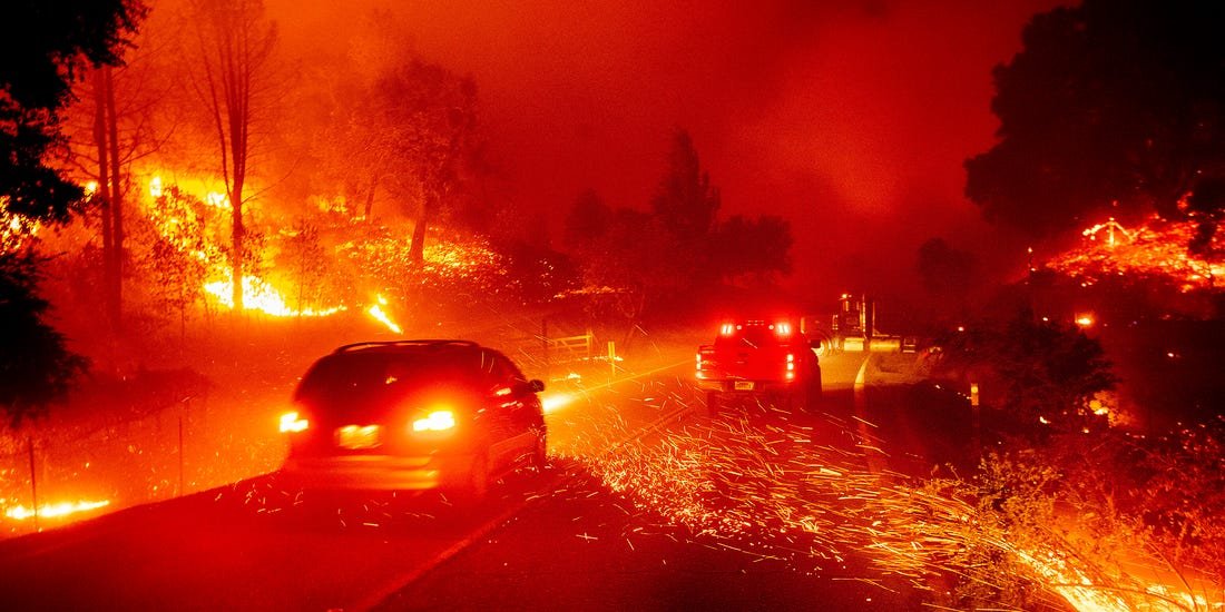 Ой хээрийн түймрийн улмаас Сан Франциско хот өтгөн утаанд дарагджээ