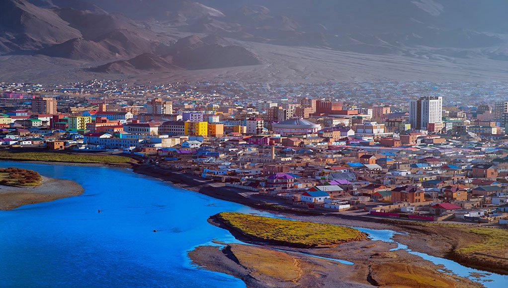 Баян-Өлгийн 319 уул усны казах нэрийг монгол нэршлээр нь сэргээхээр шийдвэрлэжээ