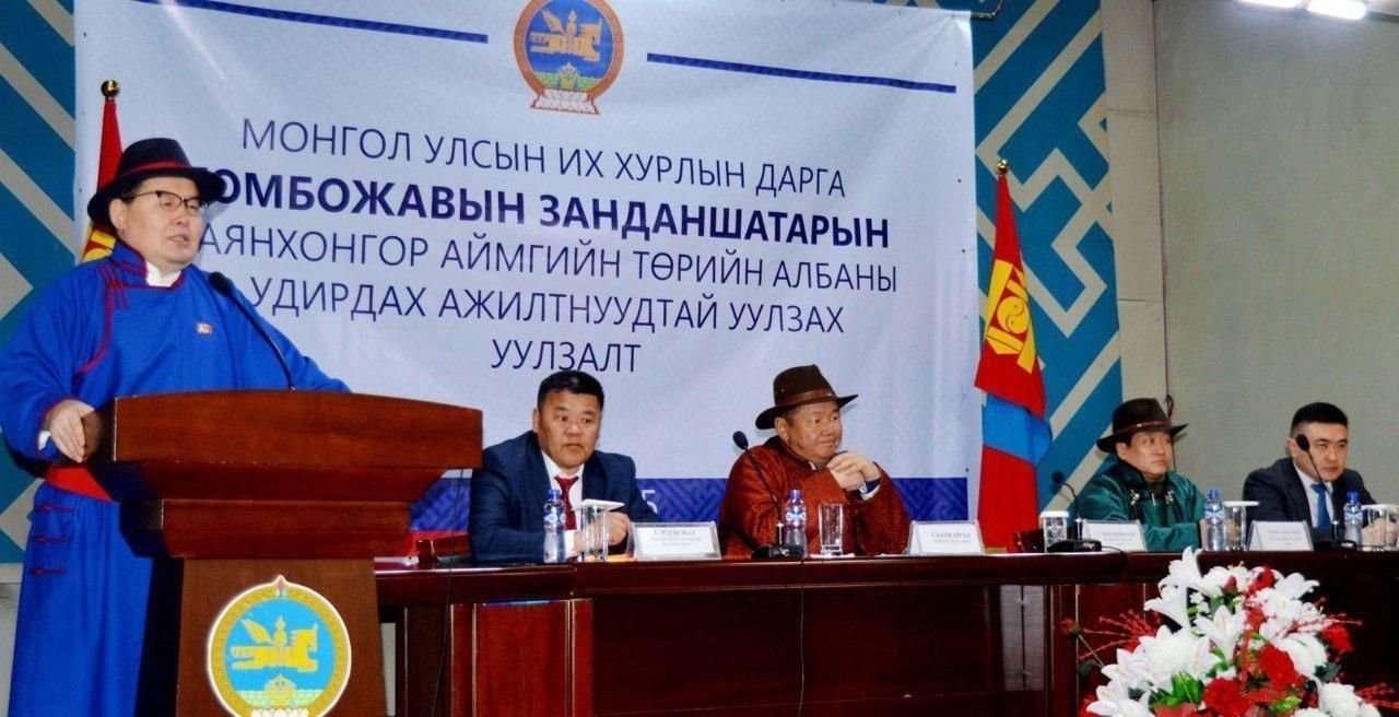 Г.Занданшатар: Ажилсаг хүний гар даардаггүй гэдэг