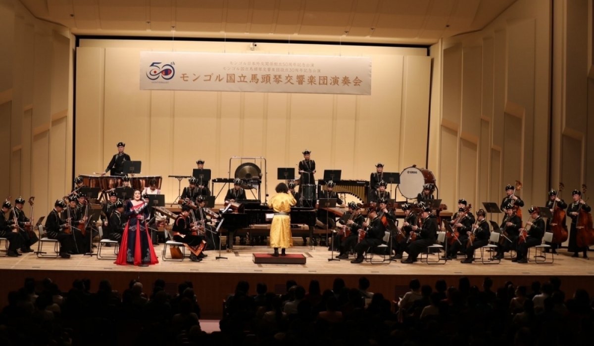 Морин хуурын чуулга Японы “NHK Hall” танхимд тоглолоо