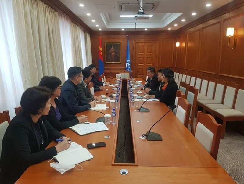 “Замын-Үүд” чөлөөт бүсийн Захирагчийн ажлын албаны төлөөлөл Монголбанкны удирдлагуудтай уулзлаа
