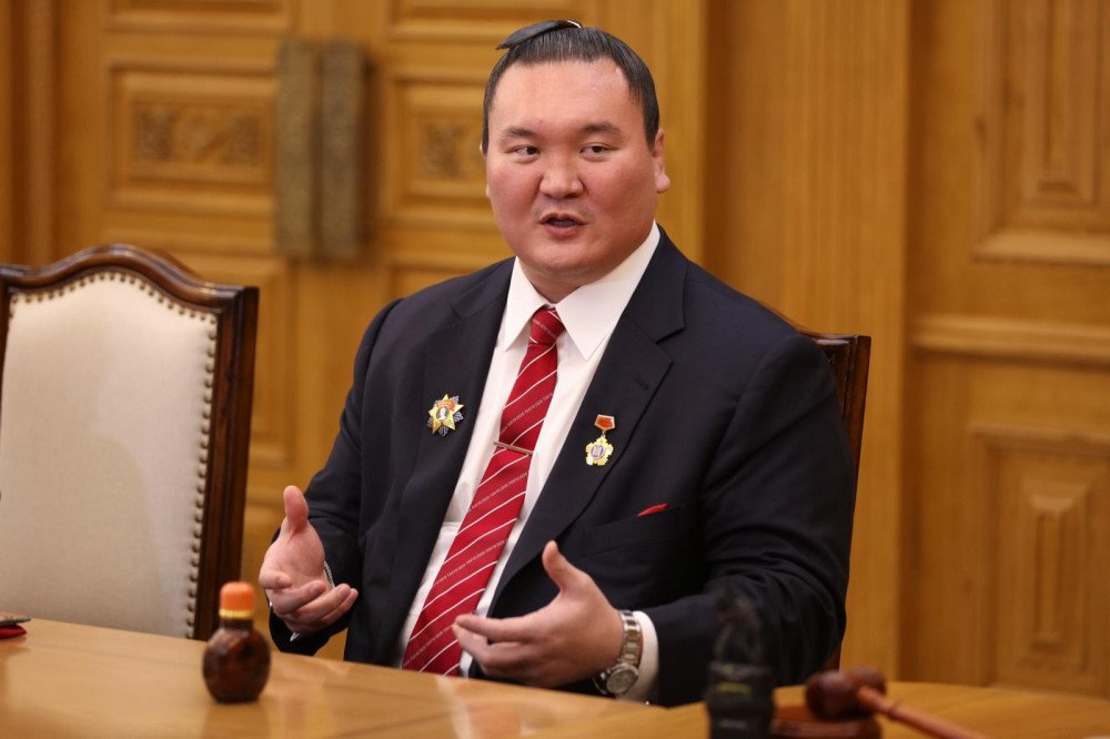 Хакухо М.Даваажаргалд Монгол Улсын Ерөнхий сайдын нэрэмжит цомыг үүрд хадгалуулахаар шийдвэрлэв