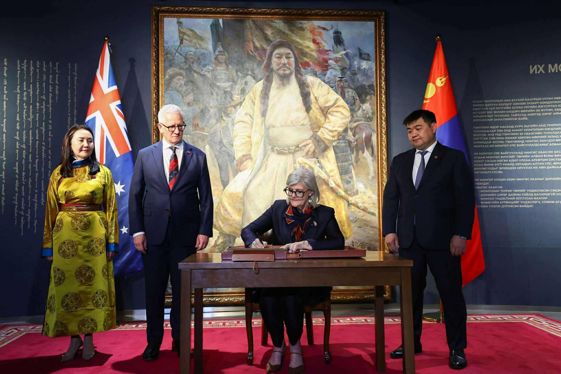 Австралийн Холбооны Улсын Амбан захирагч /төрийн тэргүүн/ Саманта Мостин “Чингис хаан” үндэсний музейд зочиллоо
