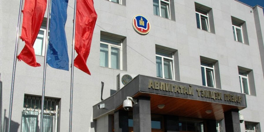 Нэр бүхий албан тушаалтнуудад холбогдох эрүүгийн хэргийг прокурорт шилжүүлэв