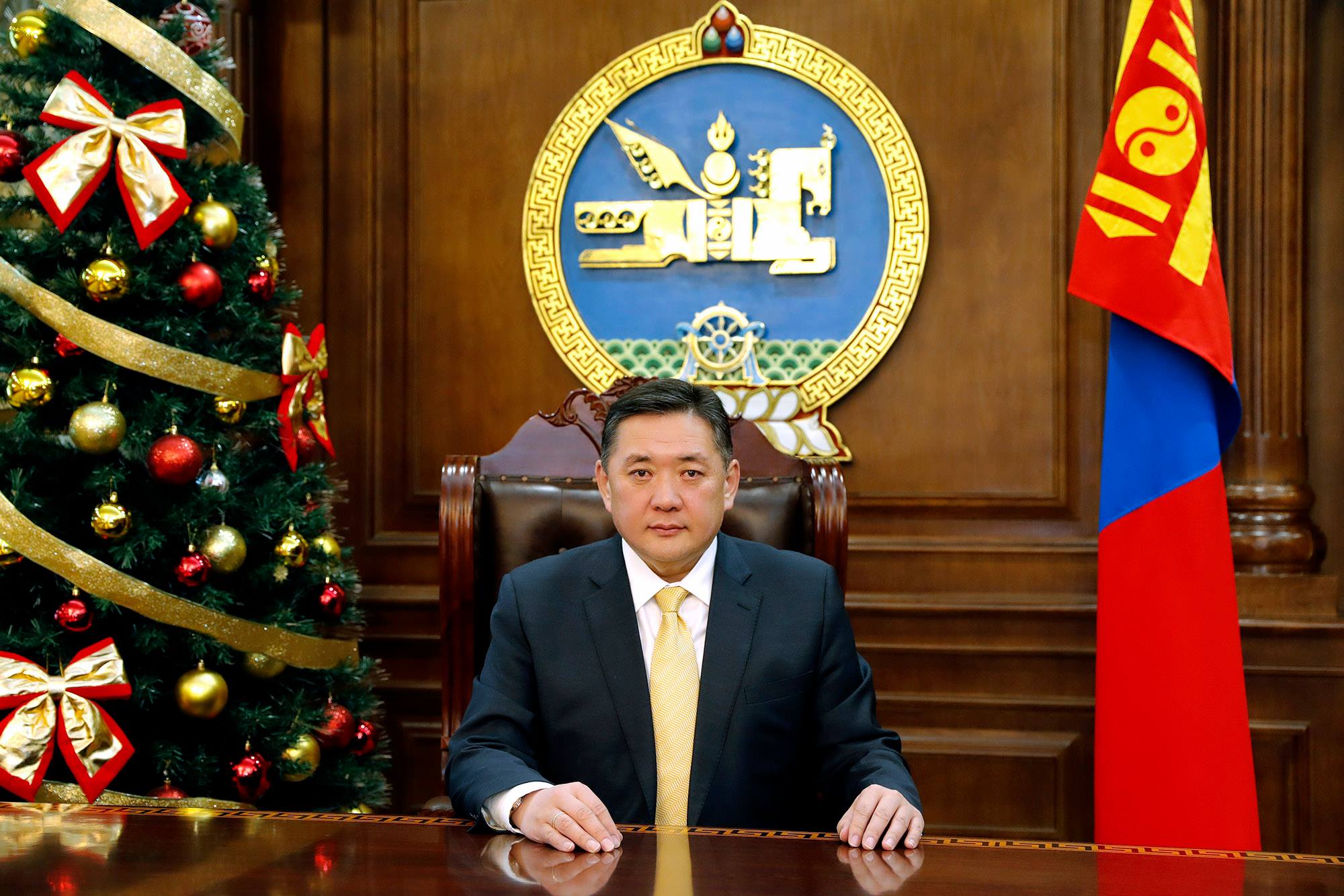 М.Энхболд Дүнжингарав уралдаантай холбоотойгоор нийт иргэдээсээ хүлцэл өчиж байна