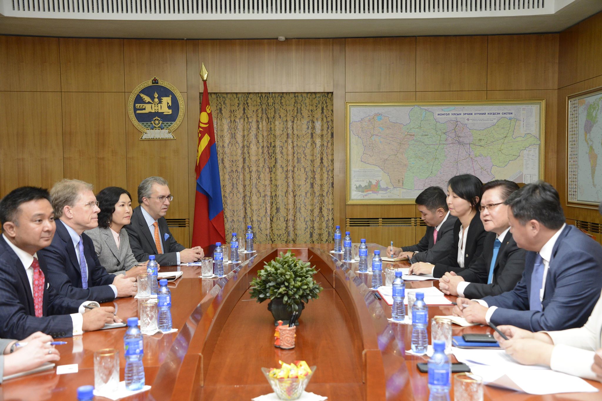 Шадар сайд АНУ-ын Төрийн департаментын Туслах Төрийн нарийн бичгийн даргыг хүлээн авч уулзав