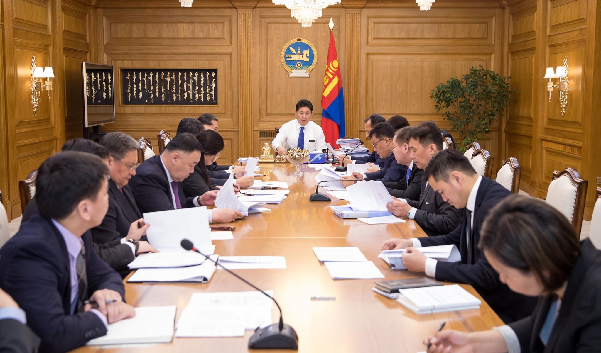 Цацрагийн аюулгүй ажиллагаатай холбоотой дүрмийг баталлаа