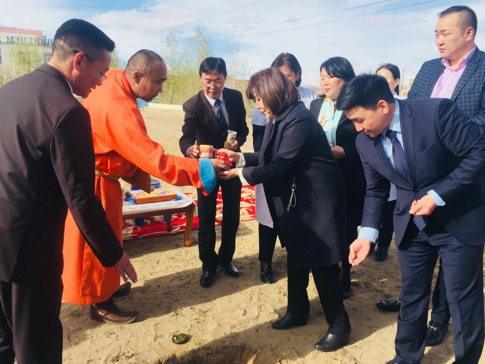 Энэ онд Баянхонгор аймагт 50 ортой хүүхдийн эмнэлэг ашиглалтанд орно.