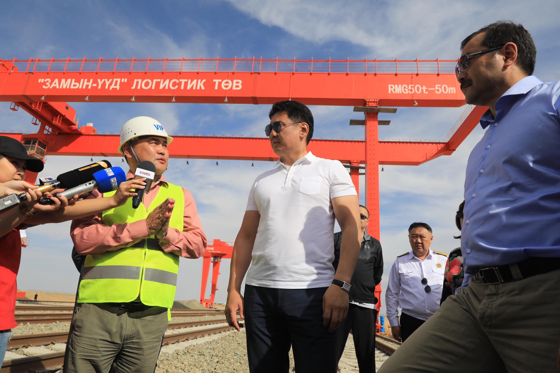 Замын- Үүд суманд 15 МВт-ийн нарны цахилгаан станц ашиглалтад орлоо