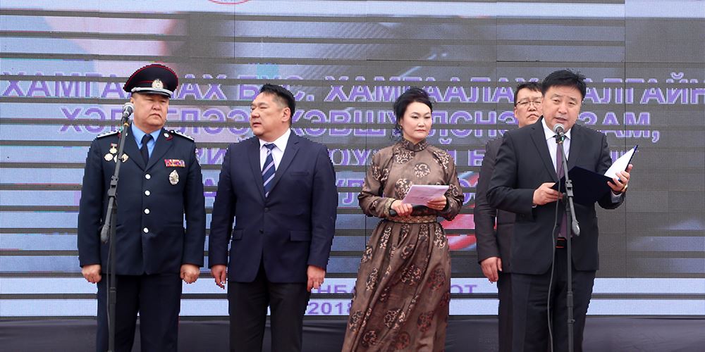 С.Батболд “Та суудлын бүсээ заавал бүслээрэй. Таны амь насыг хамгаалах болно”