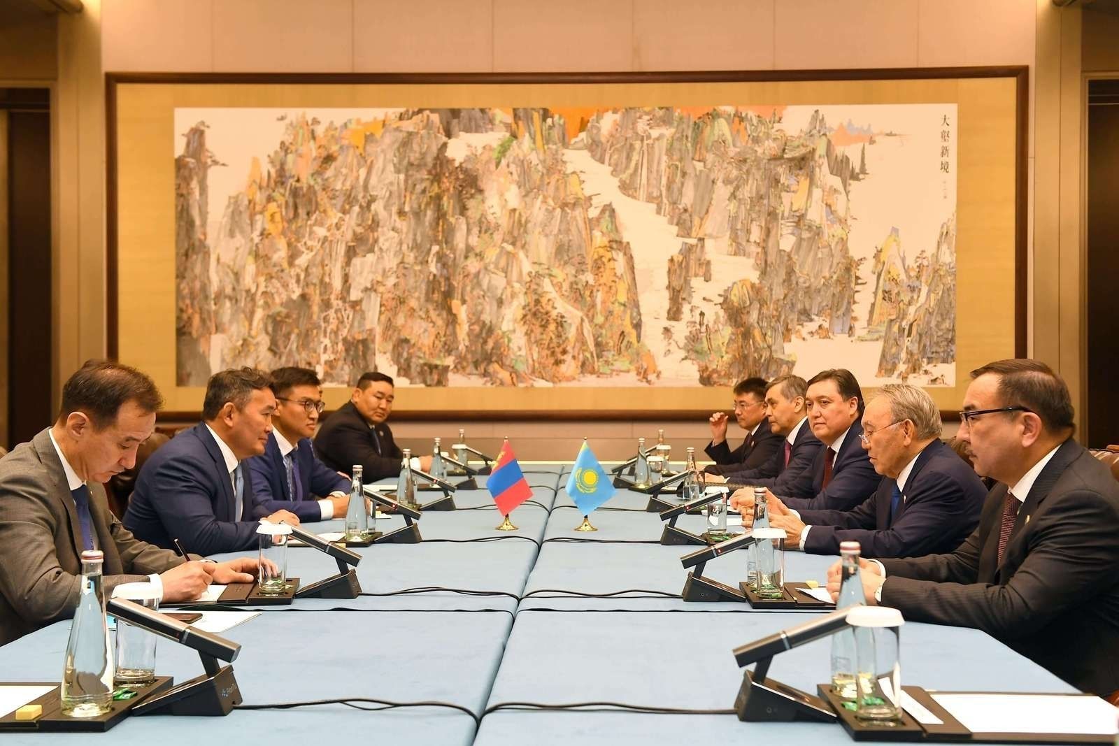  Казахстан улсын Ерөнхийлөгч Н.А.Назарбаев Монгол Улсын Ерөнхийлөгч Х.Баттулгыг өөрийн орондоо айлчлахыг урилаа