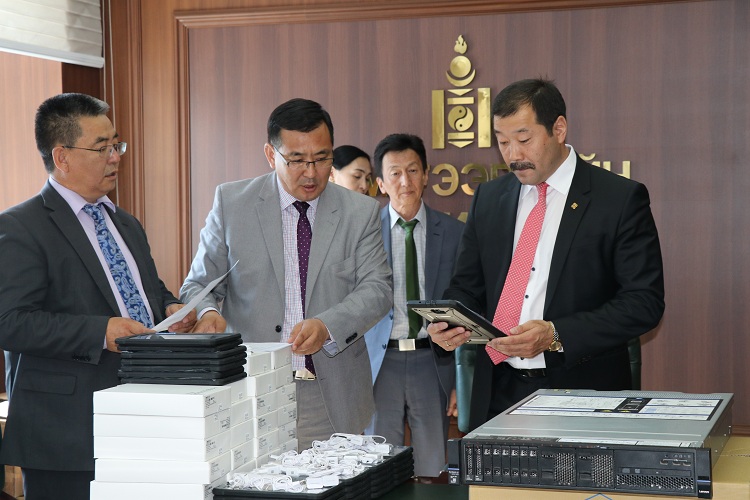 ЗХАБ-ыг сайжруулахад шаардлагатай тоног төхөөрөмжийг гардуулан өглөө