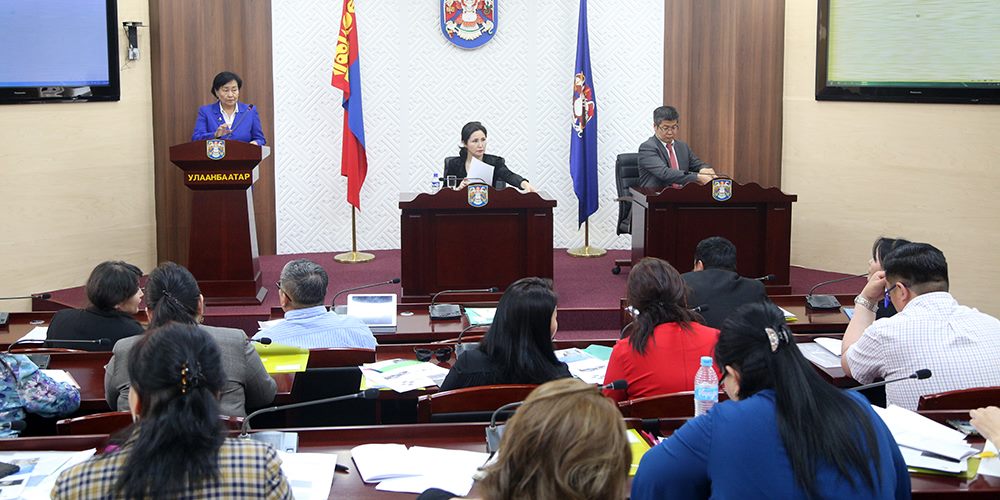 ЕБС-ийн дунд ангийн хичээлээс гадуурх үйл ажиллагаанд хөндлөнгийн байгууллагын хийсэн үнэлгээг хэлэлцлээ