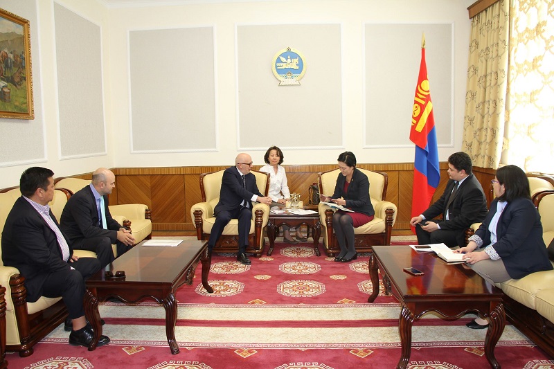 УДБЭТ-ын тайз, тоног төхөөрөмжийг шинэчлэх асуудлаар санал солилцлоо