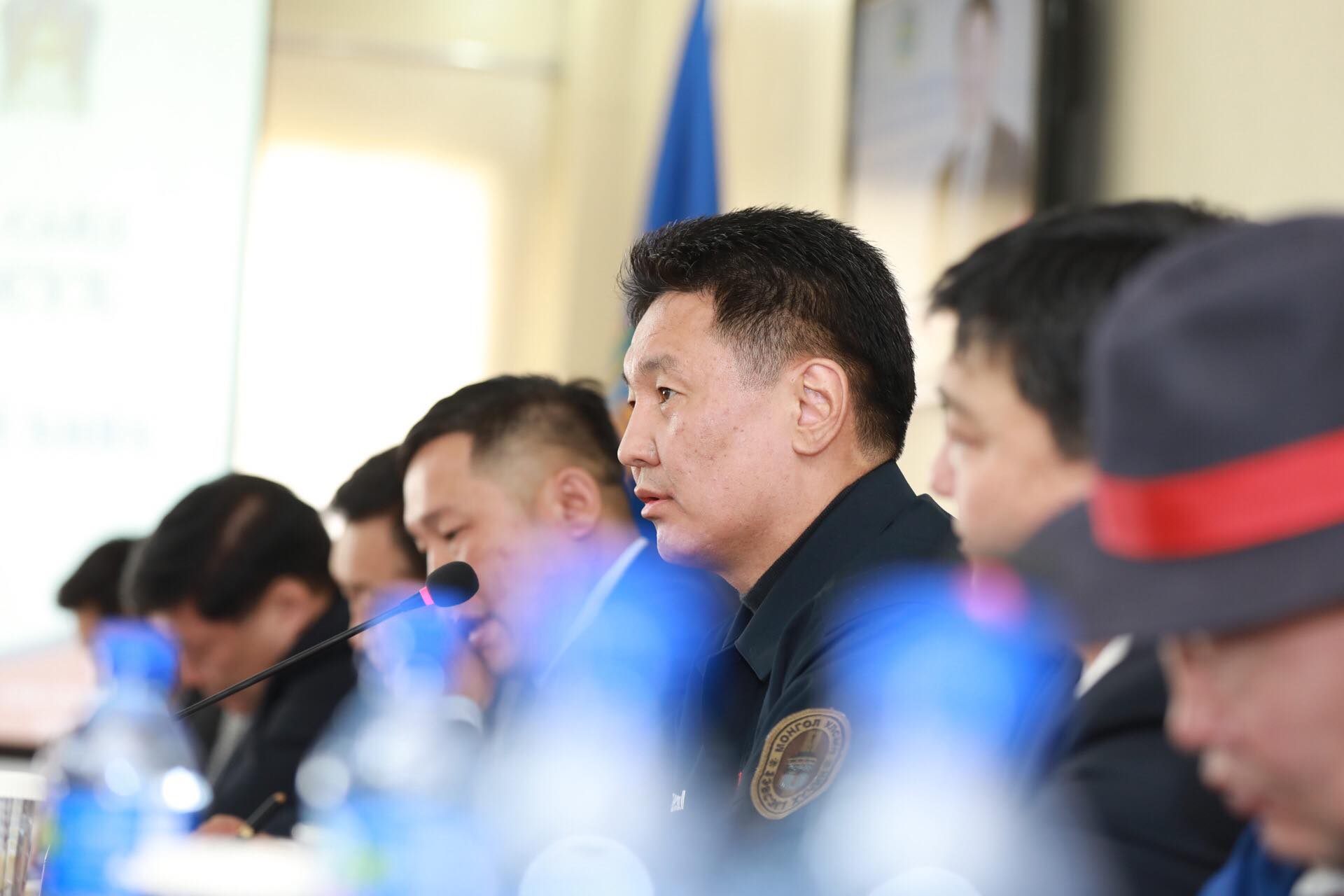 Иргэдийн санал, шүүмжлэлийг ажилдаа тусгаж байхыг Ерөнхий сайд үүрэг болгов