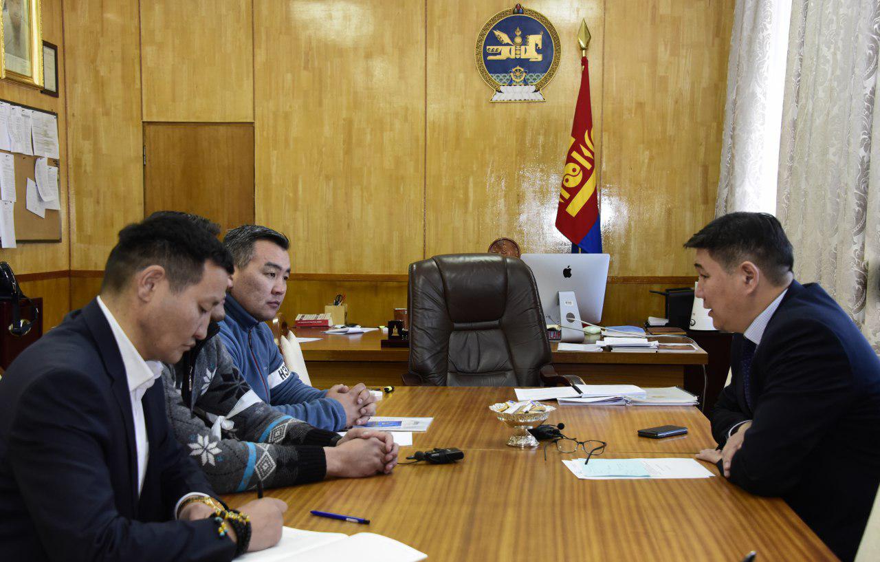 УИХ-ын дарга М.Энхболдын “Нэхүүл” хөдөлгөөний төлөөллийг хүлээн авч уулзлаа