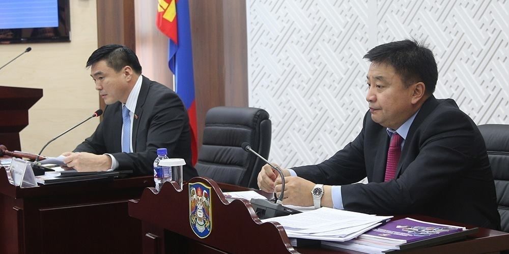 Ерөнхий сайд хотын даргыг огцруулах саналаа эргүүлэн татсан тул НИТХ-ын хуралдааныг хаажээ