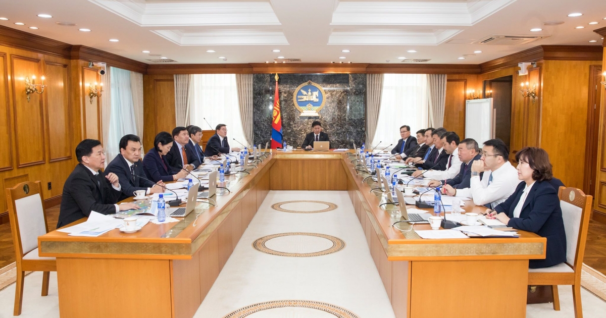 Тавантолгой-Гашуунсухайтын 250 км замыг 2.5 жилд тавина