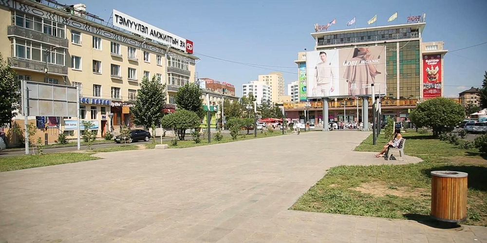 Хотын дарга Б.Цэрэндоржийн гудамжийг хэвээр үлдээх шийдвэр гаргалаа