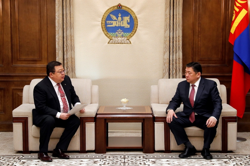 “Зээлийн хүүгийн хязгаар тогтоох болон мөнгө хүүлэлттэй тэмцэх тухай” хуулийн төслийг өргөн барьжээ