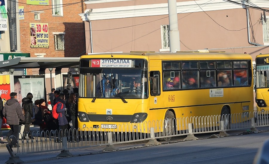 Нийтийн тээврийн үйлчилгээ эрхлэгч аж ахуйн нэгжүүдийг шалгаж байна