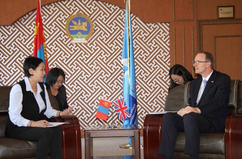 Кембрижийн хөтөлбөрийн талаар санал солилцлоо