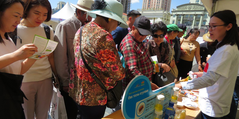 “Цусны даралтаа хянаж сурцгаая” эрүүл мэндийн өдөрлөгийн нээлт боллоо