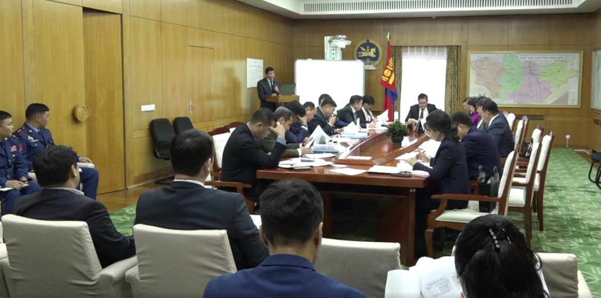 Энэ онд Улаанбаатар хот орчимд 873 удаа газар хөдөлжээ