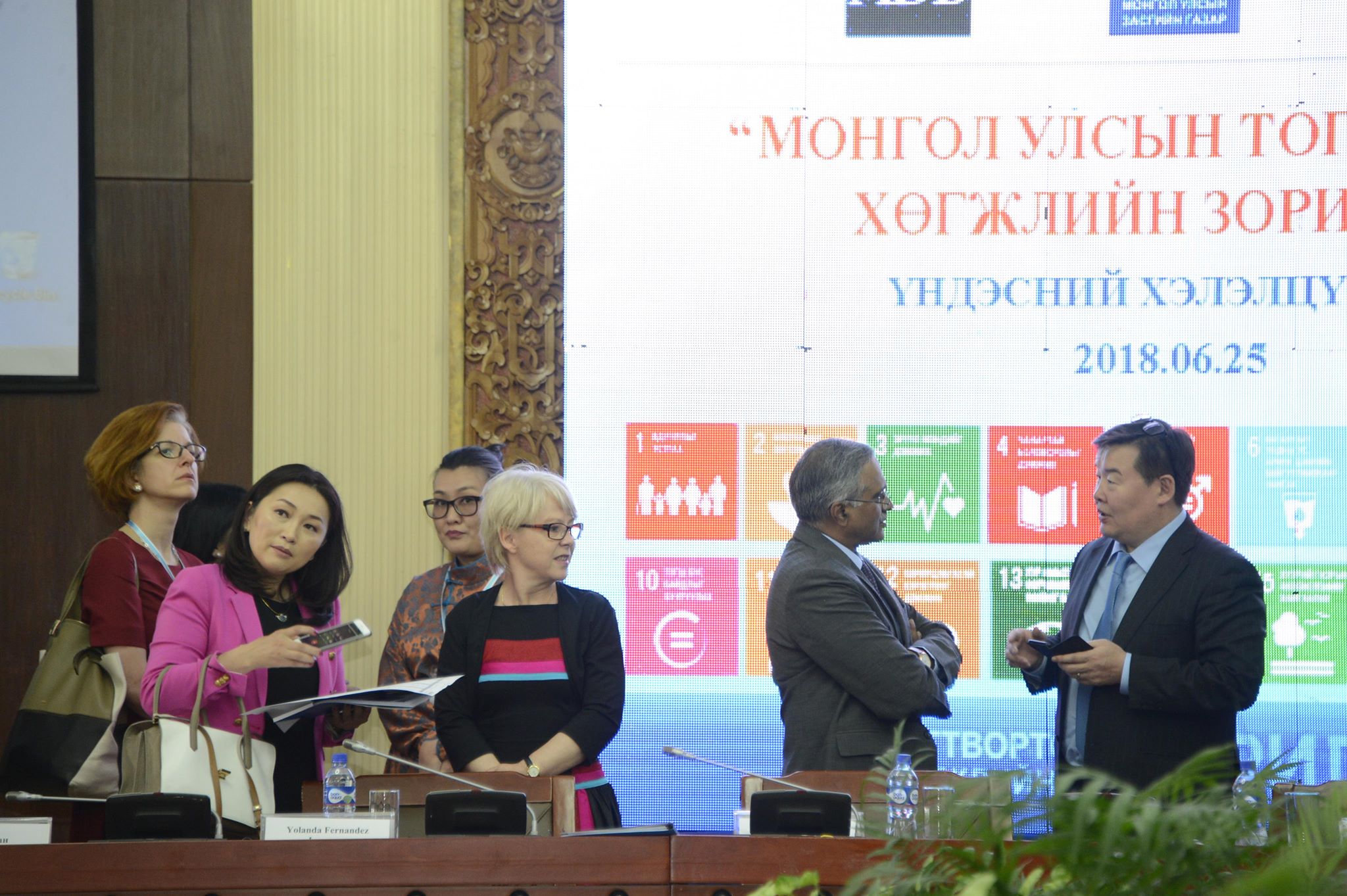 Г.Занданшатар: Нийгэм, эдийн засагт тодорхой ахиц, өөрчлөлт гарсаар байна