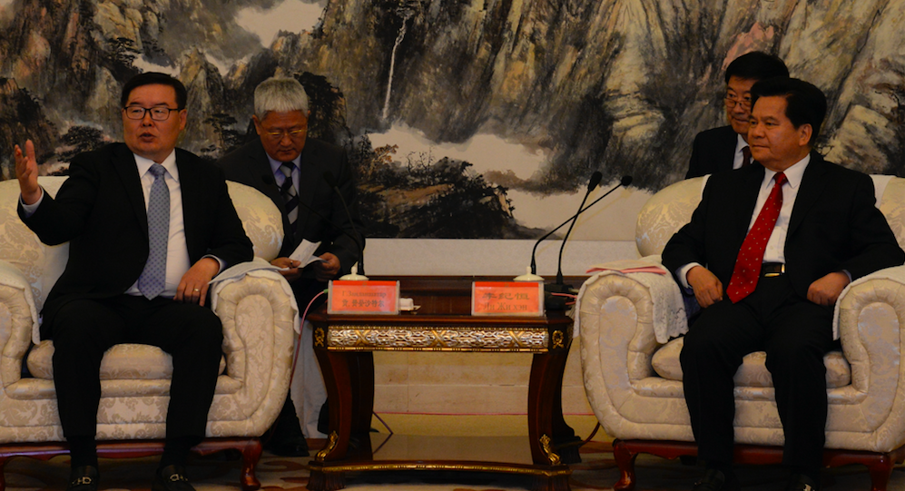 Боомтуудын хүчин чадал болон мал, махны экспортыг нэмэгдүүлэх асуудлаар ажлын хэсэг байгуулахаар тохиролцов