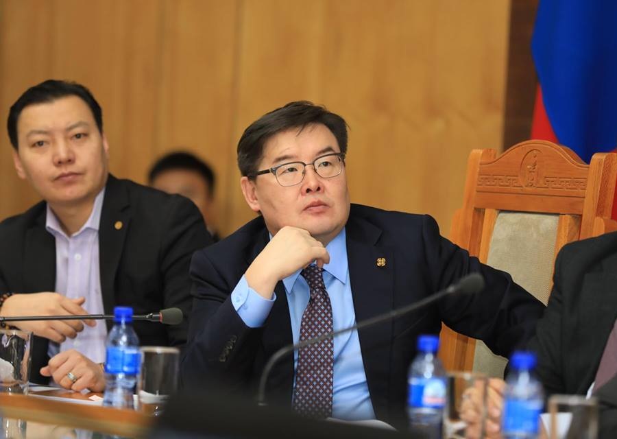 Г.Занданшатар: Нийгэмд цочроо өгч, өөрчлөлтийг мэдрүүлэхийн тулд төрийн албаны сахилга хариуцлагын тухай хуулийг батлах ёстой