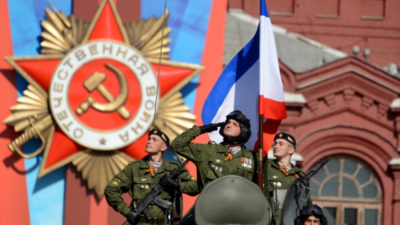 Ялалтын баярын 73 жилийн ойд зориулсан цэргийн жагсаал Оросын 27 хотод болно