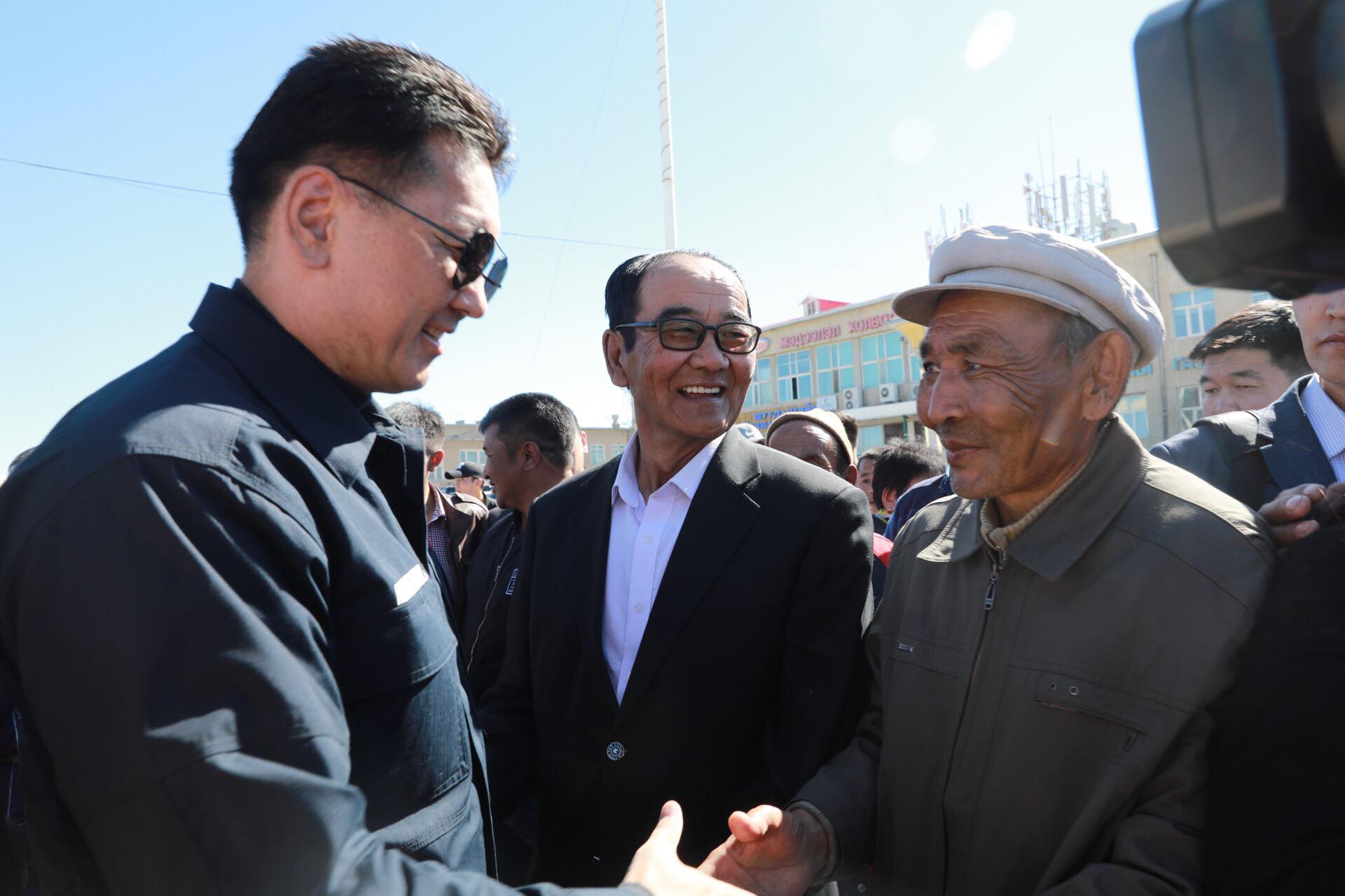 Ерөнхий сайд У.Хүрэлсүх Говь-Алтай аймагт ажиллаж дараах асуудлуудыг шийдэв