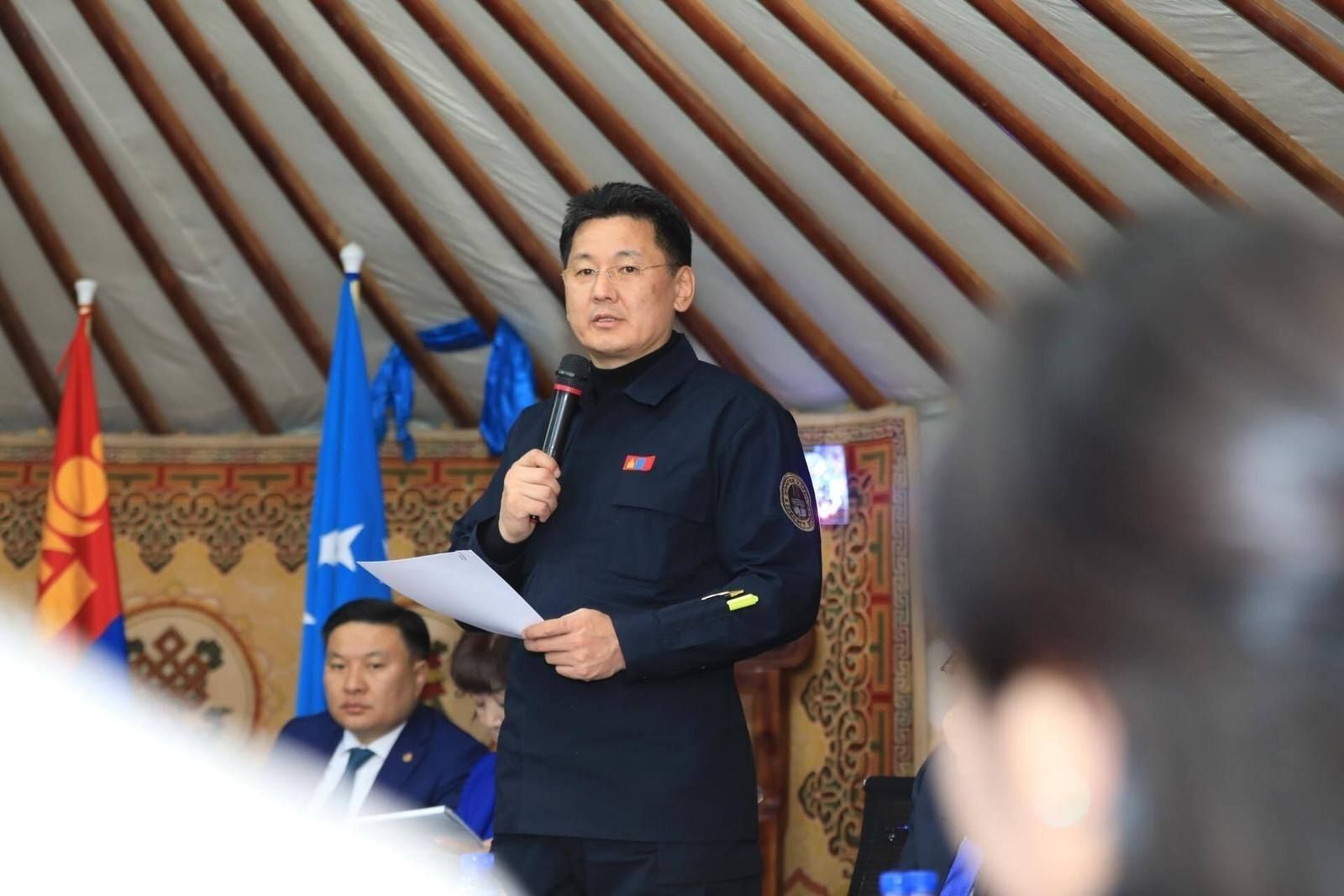 У.Хүрэлсүх: Дарга, тухайн албан тушаалтан иргэдийн татварын мөнгөөр цалинжиж байгаа гэдгээ алхам тутамдаа санах ёстой