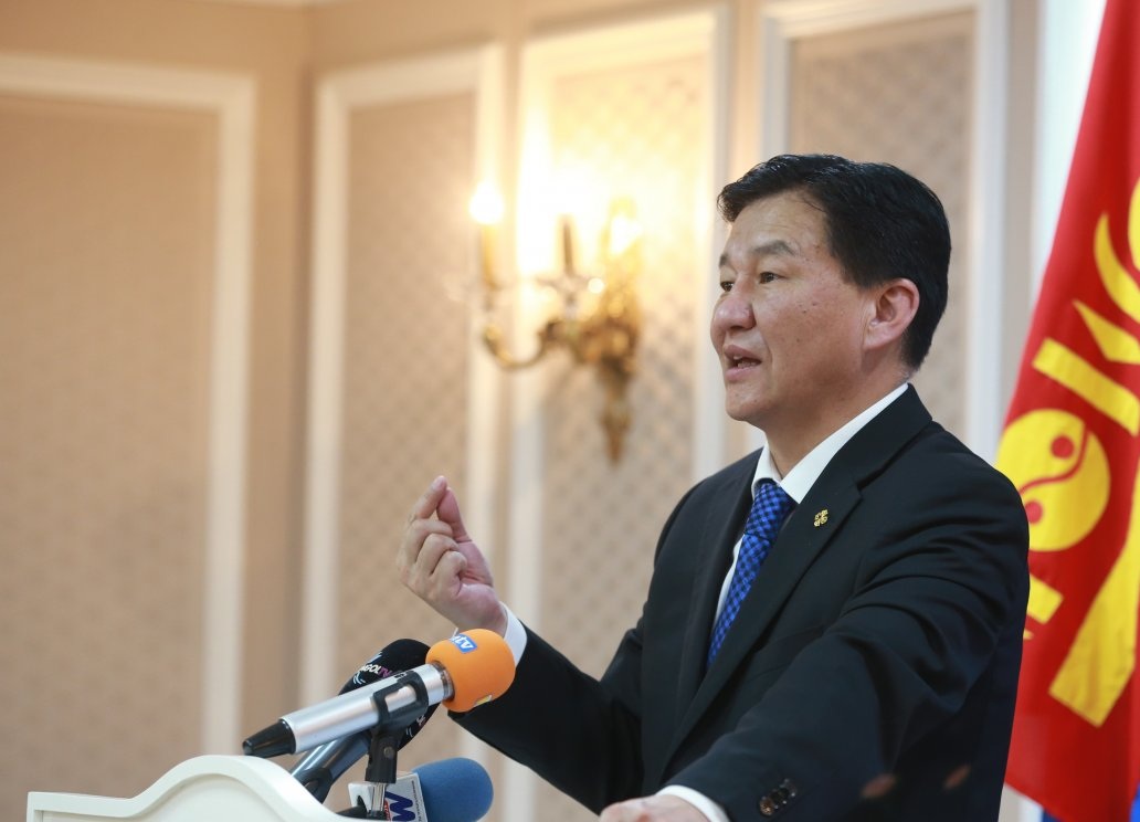 Ц.Даваасүрэн: Засгийн газрын өнөөдрийн хуралдаанаар түүхэн шийдвэр гарлаа