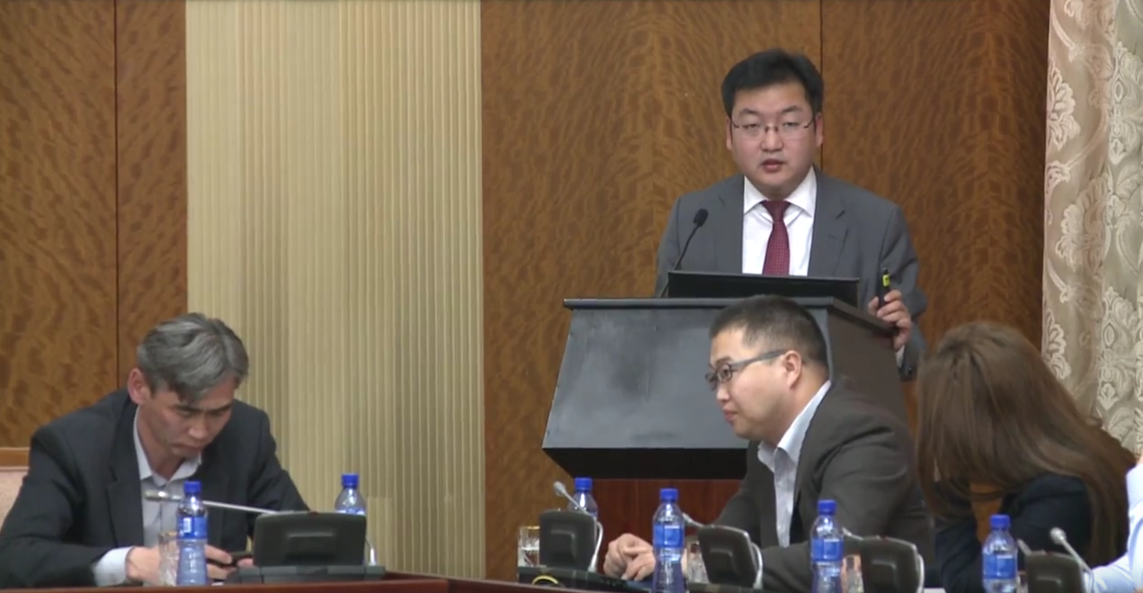 Засгийн газар цахим шилжилттэй холбоотой төслийг ирэх оноос хэрэгжүүлнэ