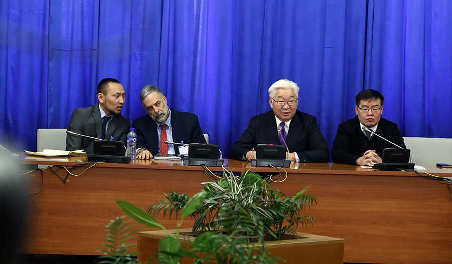 Э.Бат-Үүл: Иргэдээр орон нутгийн үйл ажиллагааг удирдуулах хамгийн оновчтой хэлбэр нь “Зөвлөлдөх ардчилал”